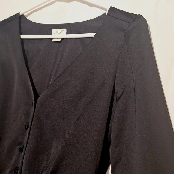 3/$20--J. Crew Black Button-Up Blouse, Cropped, Long Sleeves - Picture 3 of 14